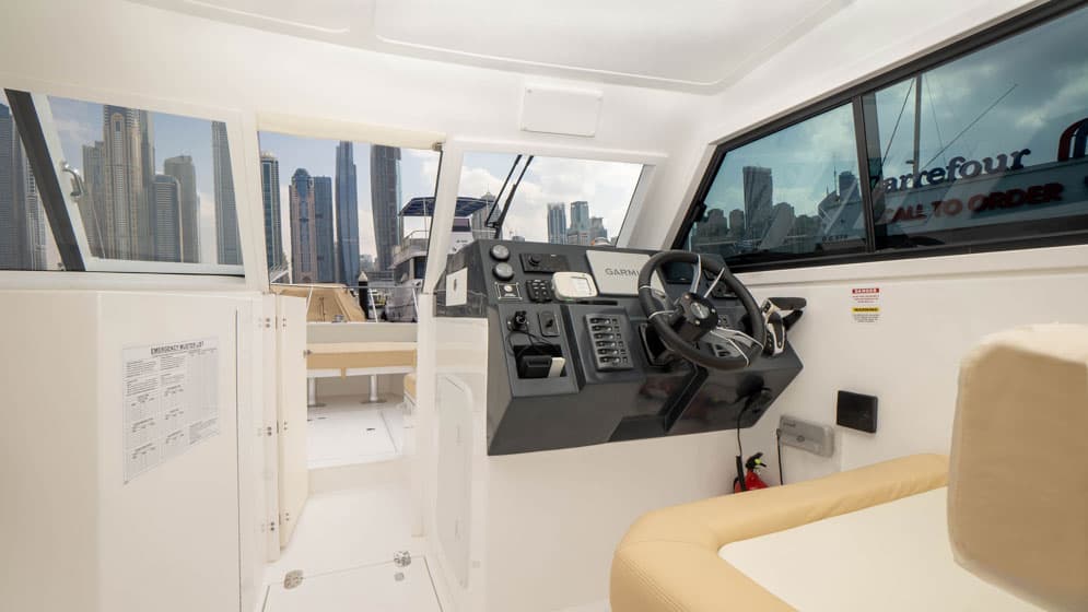 36 Ft Yacht - Storm gallery 8