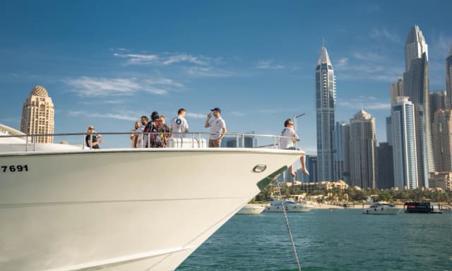 Why a Shared Yacht Tour Is the Best Value in Dubai