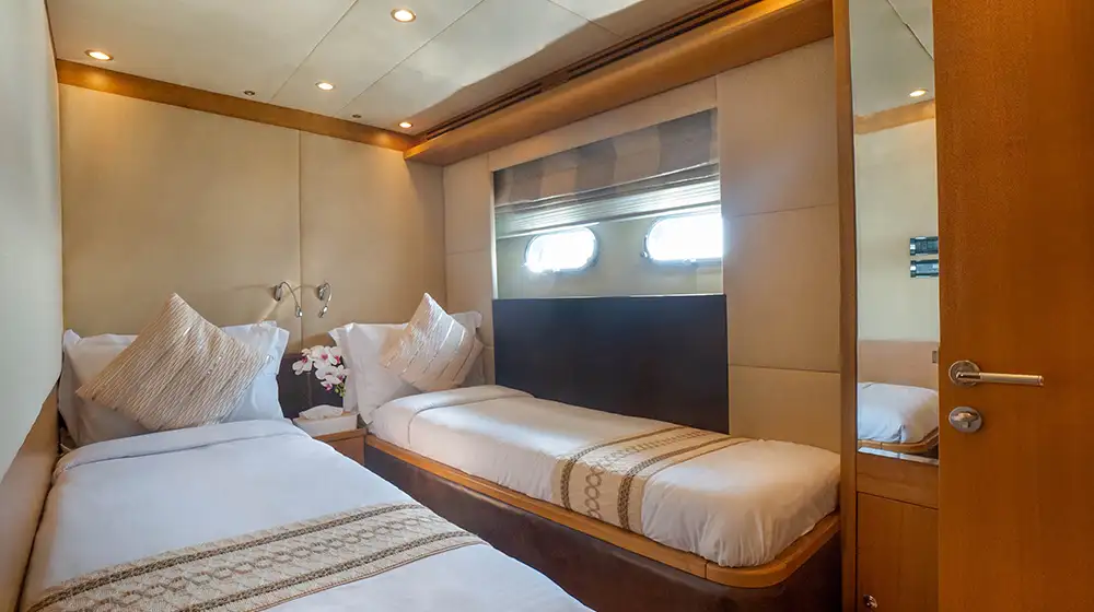 85 Ft Yacht - Kronos gallery 9